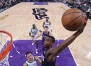 开云平台-关于菲律宾男篮碾压雄鹿B队，福克斯高光表现的信息