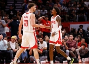 开云体育入口-包含雄鹿大胜太阳，继续扩大东部领先优势的词条