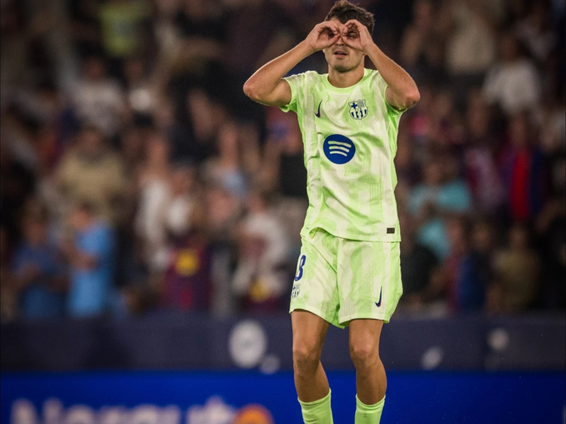 瓦伦西亚翻盘智利，费兰·托雷斯完成帽子戏法的简单介绍