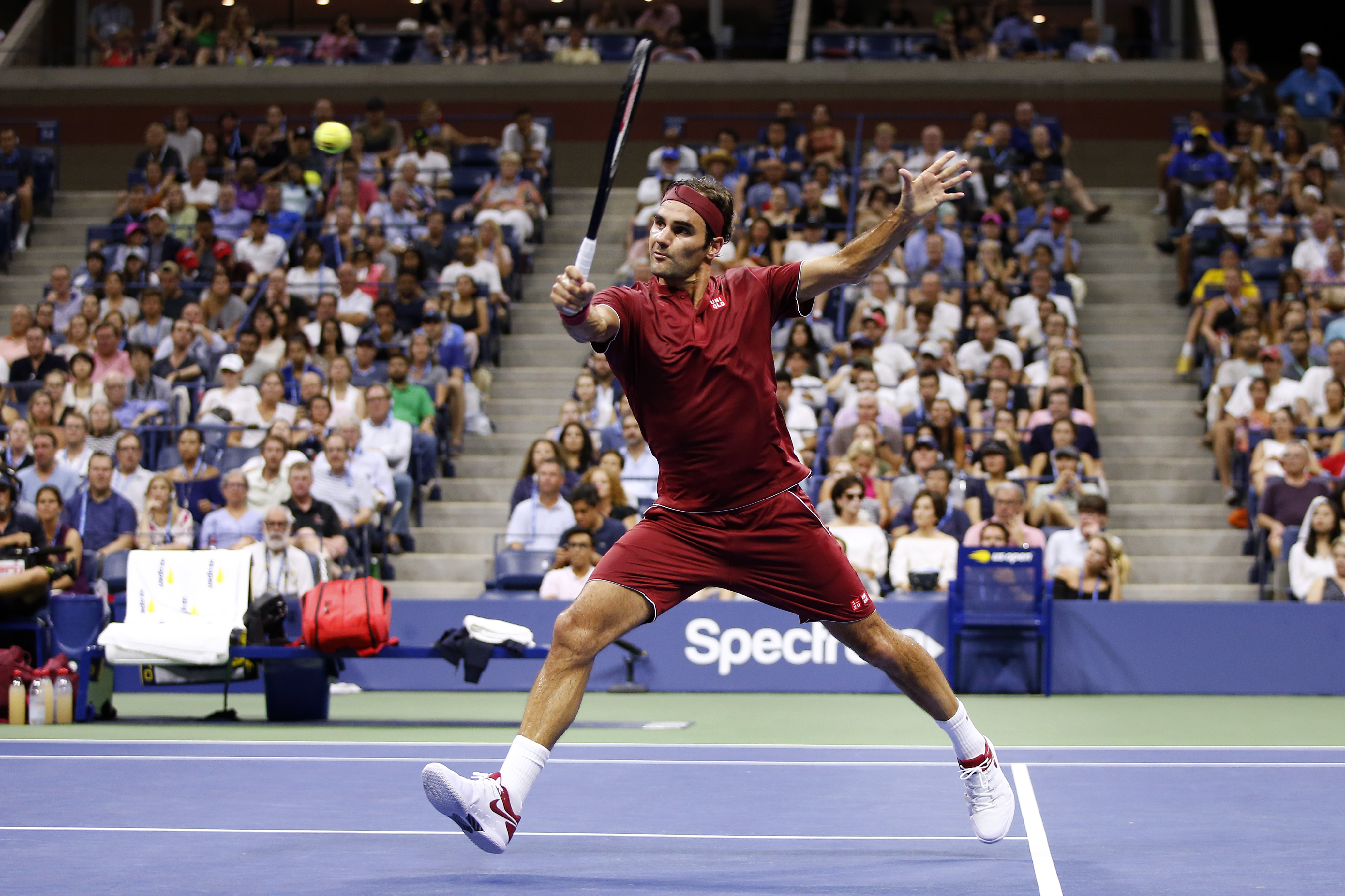 日本网球队险胜欧洲网球队，费德勒惊艳世界的简单介绍