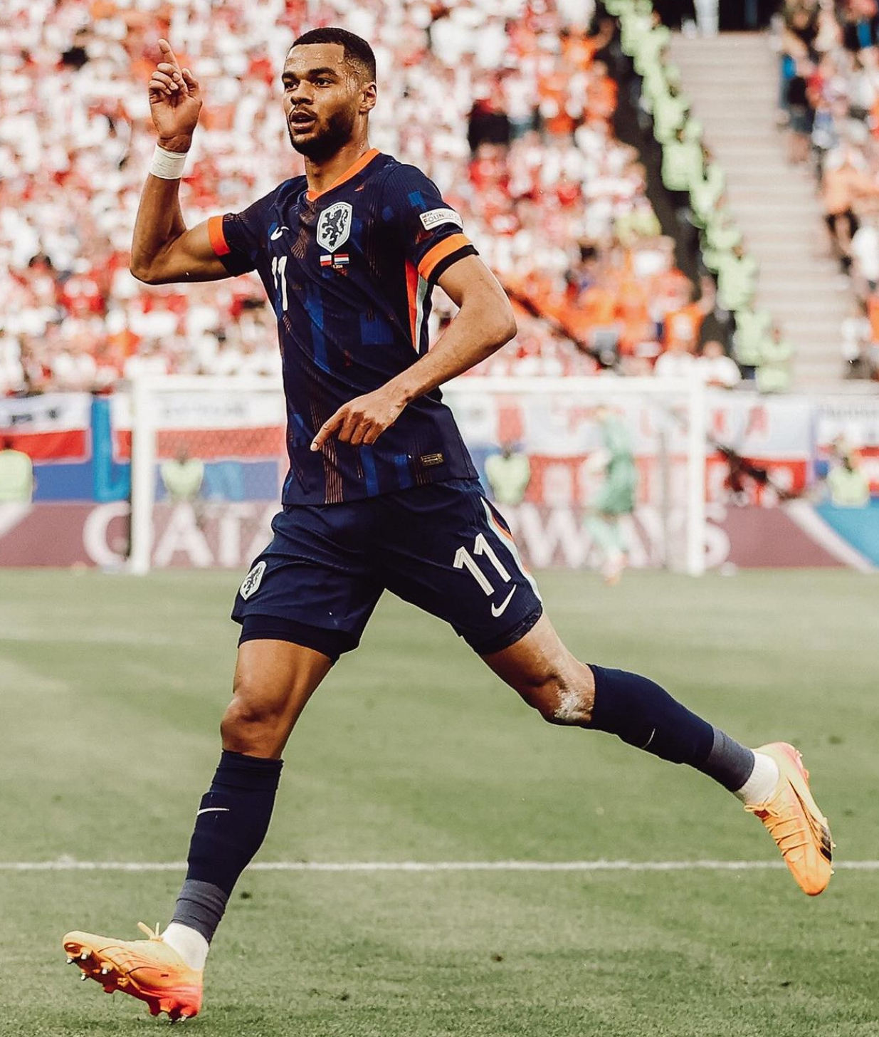 波兰男篮力克墨西哥男篮，加里纳利三分雨点燃全场