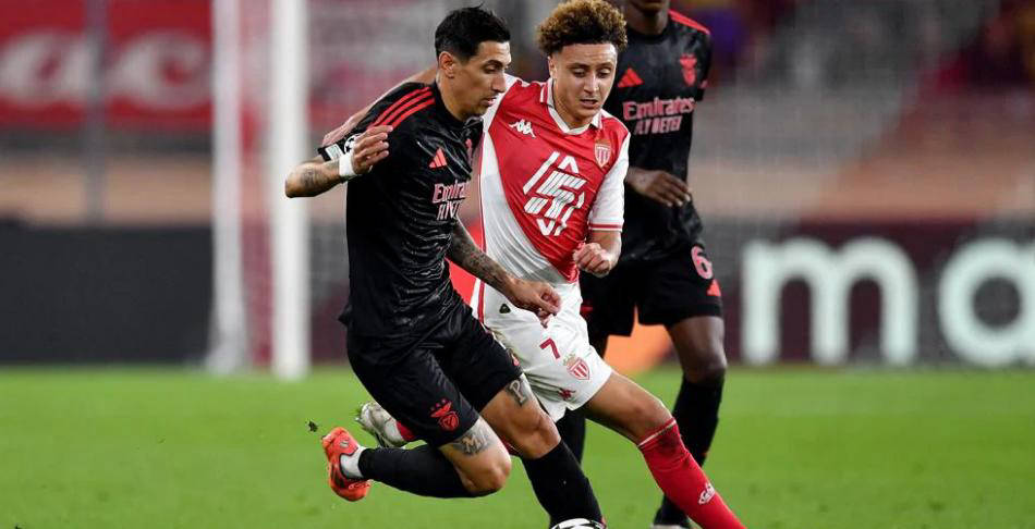 关于摩纳哥客场战胜对手，保持不败纪录的信息