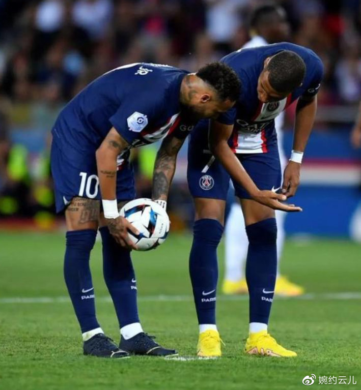 包含孟菲斯·迪佩助攻入球，帮助里昂获胜的词条