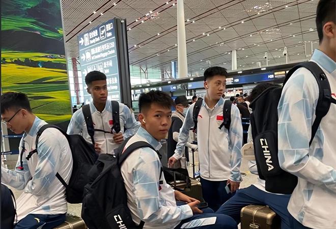 包含东亚劲旅来华备战，备战国际赛事的词条