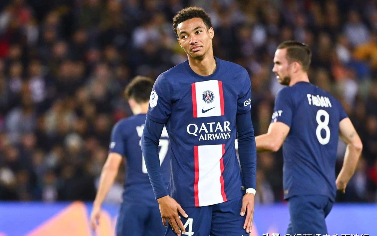 包含法兰克福青年队培养出新星，为球队增添活力的词条