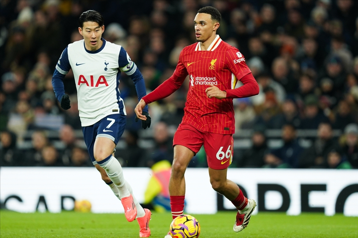 包含利物浦面对里昂的挑战，必须全力以赴的词条