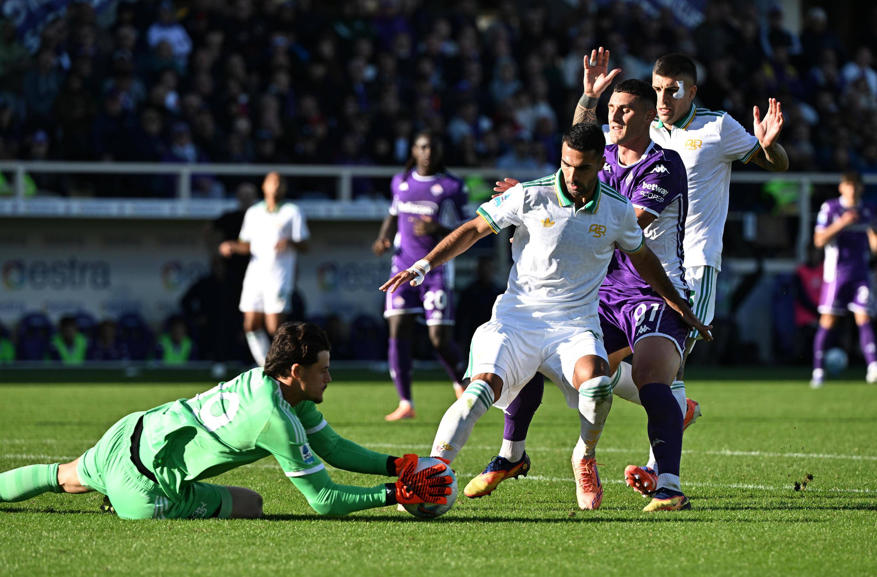 关于那不勒斯主帅荣膺年度最佳，引领球队豪取连胜的信息