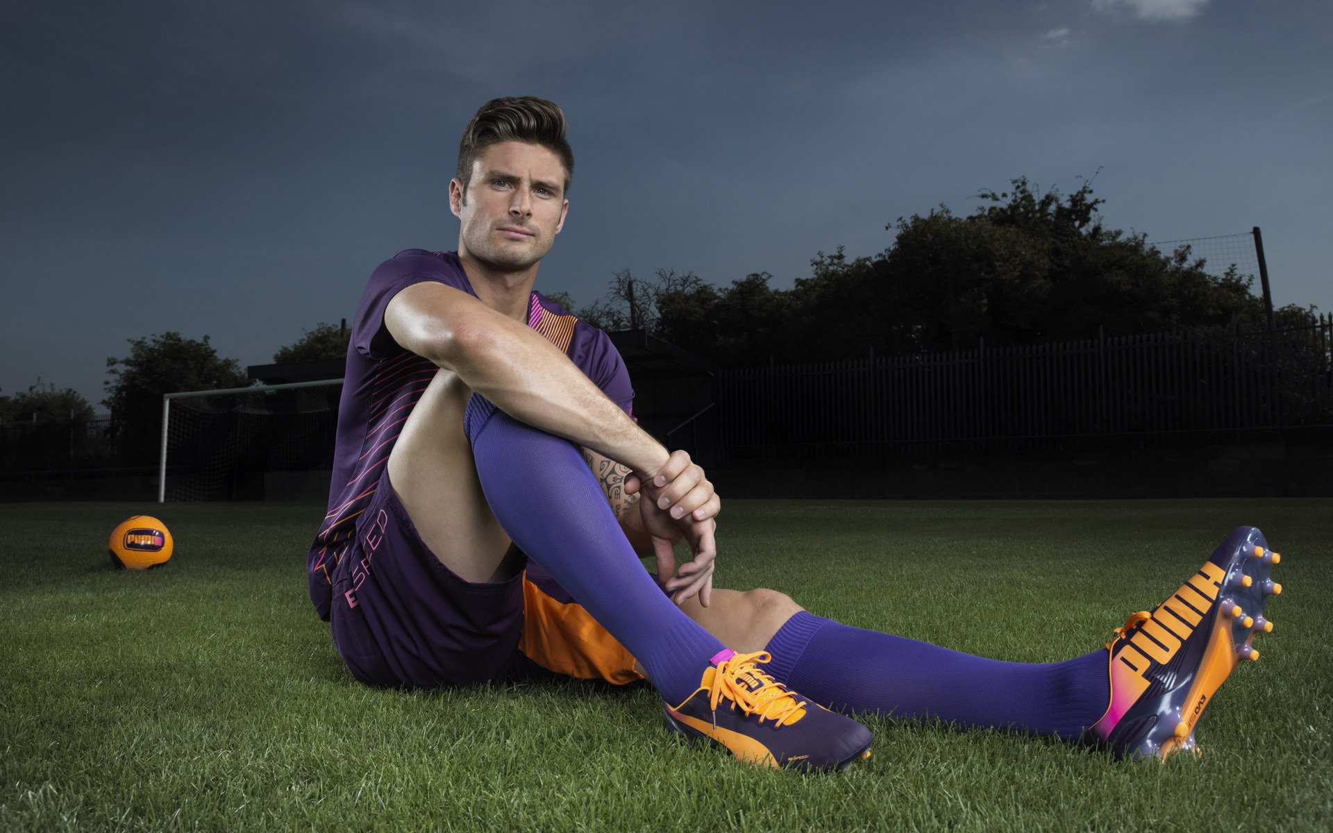 萨拉赫一锤定音，尤文图斯险胜突尼斯展现战术韧性