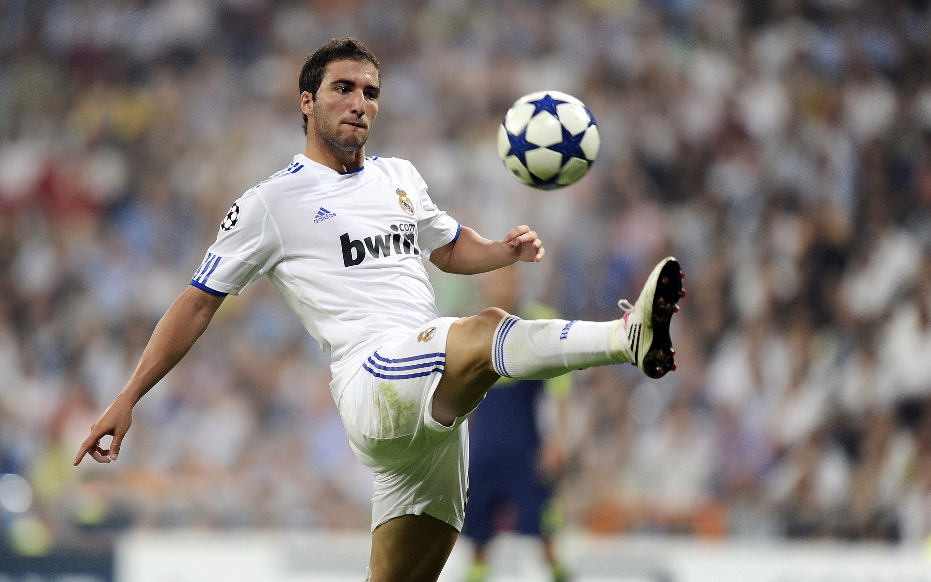 孔德单节爆发成关键先生，哥伦比亚末节发力拉开新西兰